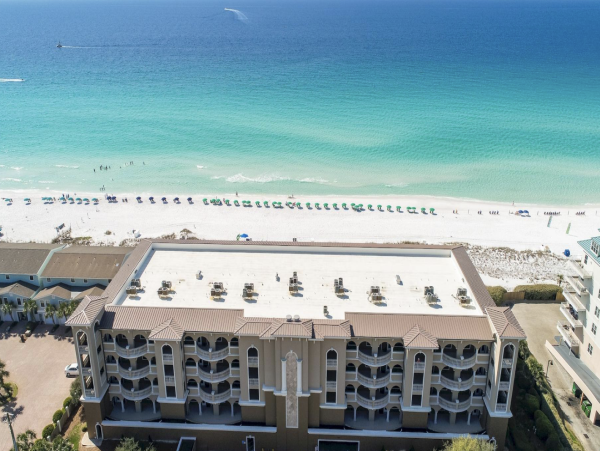 Four Bedroom Direct Beach Front Condo Sleeps 10 Guests